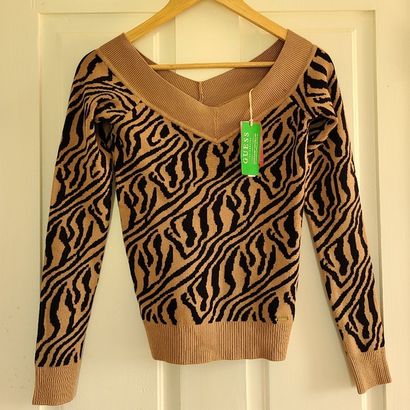 GUESS - NWT Animal print sweater - Picture 7 of 11